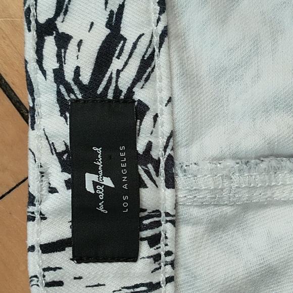 7 For All Mankind  White & Black Denim Brushstroke Print Skirt, Size 32 - Picture 2 of 5